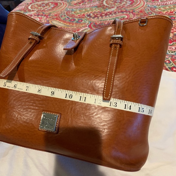 Dooney & Bourke - Picture 3 of 6